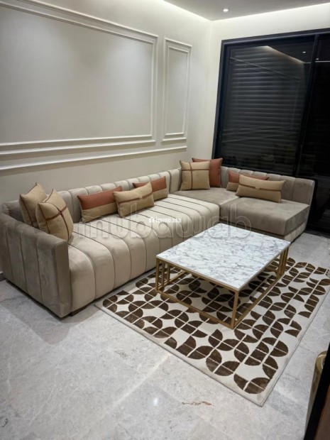 Louez cet appartement haut standing à Gauthier.
Surface totale 90 m².
Bien meublé - Location Immobilier - Casablanca - photo 1