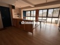 Bel appartement à vendre à Mers Sultan. Surface de 82 m². Conciergerie à disposition, système de climatisation - miniature 1