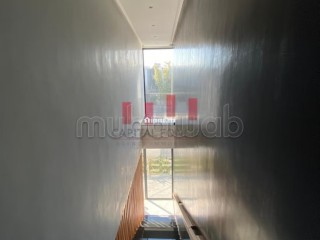 Maison de luxe à louer à Ain Diab.
Superficie 350 m².
Piscine et air conditionné - Maison à louer - Casablanca