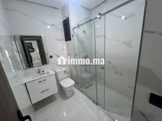 Appartement en location à Harhoura. 2 chambres agréables. Porte blindée et résidence sécurisée - Appartement à louer - Harhoura