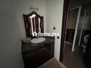 Location d'un appartement à Harhoura. 3 grandes pièces. Salon typique marocain, résidence sécurisée - Appartement à louer - Harhoura