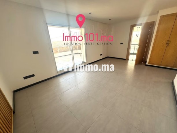 villa-moderne-a-vendre-a-souissi-big-7