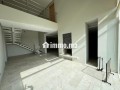 Bel appartement en location à Riyad. 5 grandes pièces. Ascenseur et terrasse - miniature 1