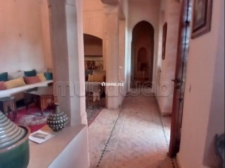 Superbe villa à vendre de 374m² à Agdal - Villa à vendre - Marrakech