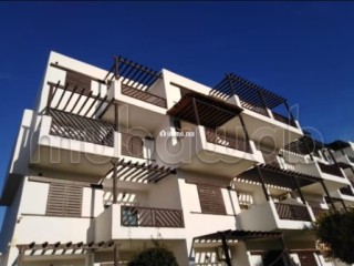 Location d'un appartement à M'Diq. Superficie 60 m². Places de stationnement et terrasse - Appartement à vendre - Cap Negro