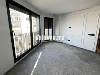 Bel appartement vide de 57 m² à Abdelmoumen - Appartement à louer - Casablanca