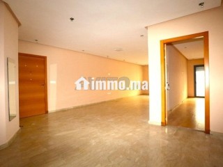 126, bd d'Anfa - Bon Standing, pour bureaux - Bureau à louer - Casablanca