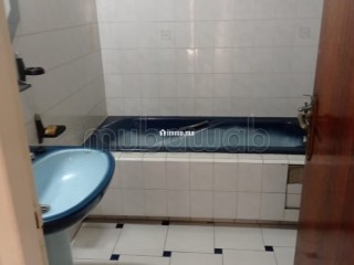 Opportunité: 200m² 3 chambres avec cour A rénover - Appartement à vendre - Casablanca