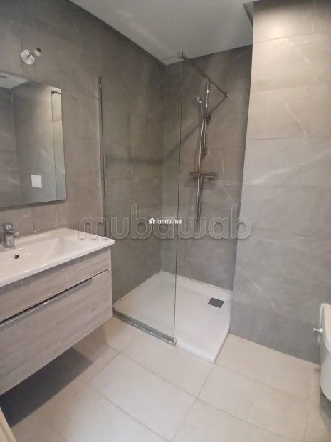 Appart Duplex 180m A La Ville Vert Bouskoura - Location Immobilier - Bouskoura - photo 8