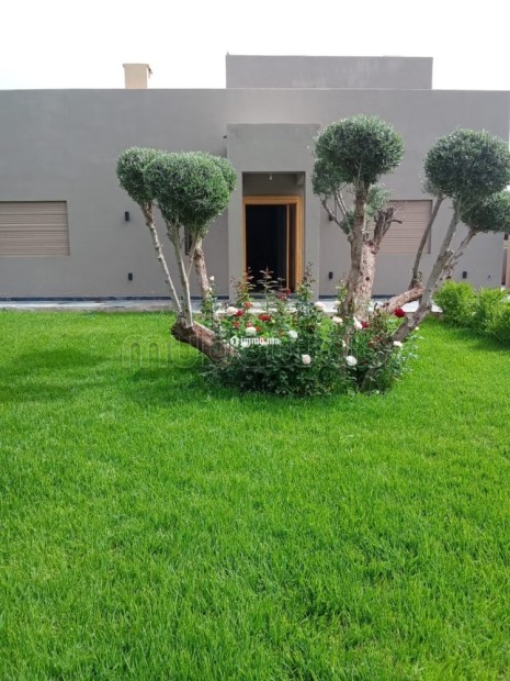 Splendide villa à vendre à Route de Fez. 5 grandes pièces - Vente Immobilier - Marrakech - photo 2