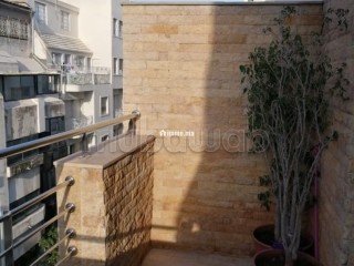 Duplex à l'achat à Racine. 5 grandes pièces - Appartement à vendre - Casablanca