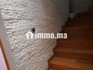 Duplex à l'achat à Racine. 5 grandes pièces - Appartement à vendre - Casablanca