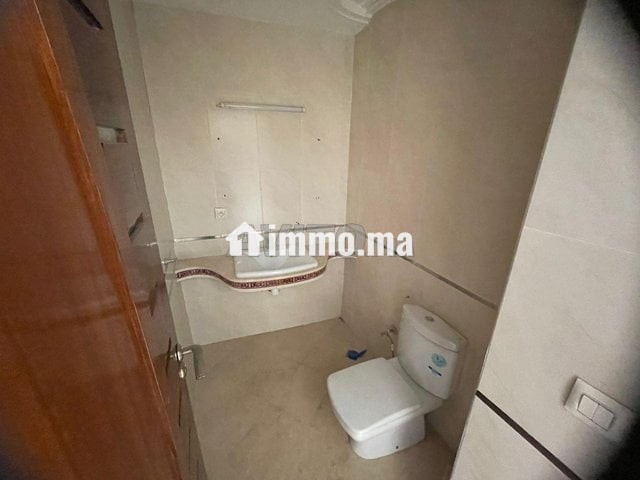 Appart à louer 140 m² à Meknès HAMRIA - Location Immobilier - Meknes - photo 8