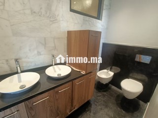 appartement-4-chambres-renove-neuf-gauthier
