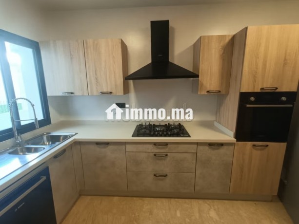 appartement-4-chambres-renove-neuf-gauthier-big-6