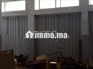 Magasin 110 m2 Gzenaya Tanger - Local commercial à vendre - Tanger