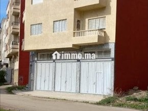 Magasin 110 m2 Gzenaya Tanger - Local commercial à vendre - Tanger