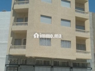Magasin 110 m2 Gzenaya Tanger - Local commercial à vendre - Tanger