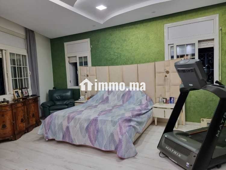 Belle villa a vendre derrière clinique jnane - Vente Immobilier - Casablanca - photo 5