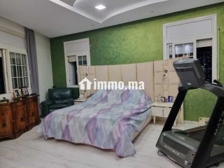 Belle villa a vendre derrière clinique jnane - Villa à vendre - Casablanca