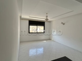 Très bel appartement en location à Agdal.
Surface de 60 m².
Avec ascenseur - Appartement à louer - Rabat