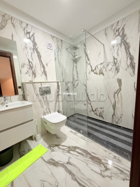 Louez cet appartement à Belvédère. 1 belle chambre. Résidence avec concierge, climatisation générale - Location Immobilier - Casablanca - photo 6