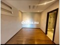 Appartement en location à Hay Mabrouka. 2 belles chambres. Résidence avec concierge, climatisation générale - miniature 6