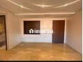 Appartement en location à Hay Mabrouka. 2 belles chambres. Résidence avec concierge, climatisation générale - miniature 7