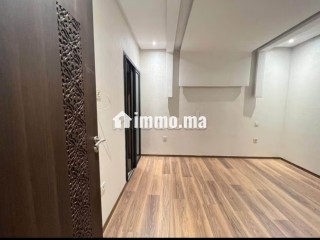 Appartement en location à Hay Mabrouka. 2 belles chambres. Résidence avec concierge, climatisation générale - Appartement à louer - Marrakech