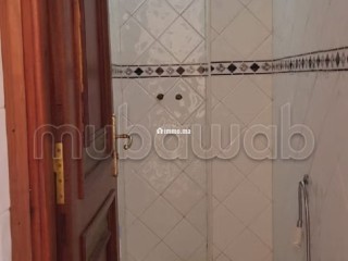 Grande maison de deux étages d'une surface de 119 m² - Maison à vendre - Autre