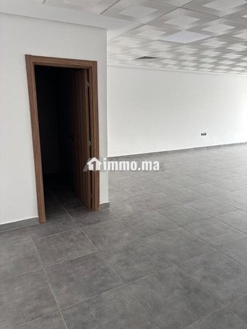 Bureau à louer – Aïn Sebaâ, immeuble neuf - Location Immobilier - Casablanca - photo 2