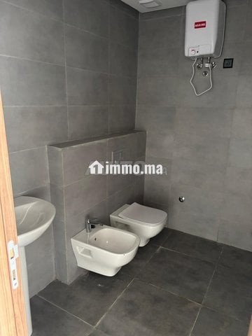 Bureau à louer – Aïn Sebaâ, immeuble neuf - Location Immobilier - Casablanca - photo 3