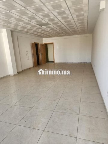 Louer Bureau Façade à 5min de Gare TGV Kénitra - Location Immobilier - Kenitra - photo 3