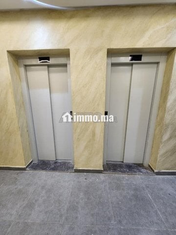 Louer Bureau Façade à 5min de Gare TGV Kénitra - Location Immobilier - Kenitra - photo 4
