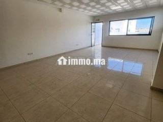 Louer Bureau Façade à 5min de Gare TGV Kénitra - Bureau à louer - Kenitra
