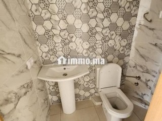 Louer Bureau Façade à 5min de Gare TGV Kénitra - Bureau à louer - Kenitra