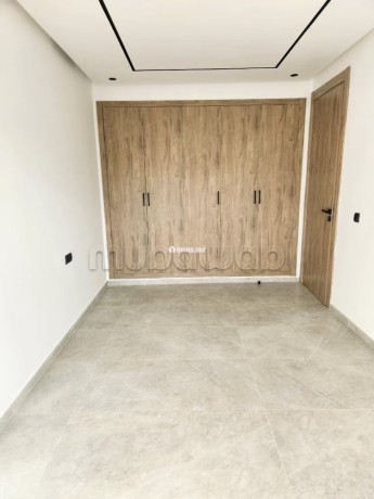 studio-neuf-haute-gamme-52m2-a-q-les-princesses-big-3