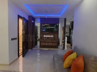 Très bel appartement en location à Cité Adrar.
Superficie 65 m².
Meublé - Appartement à louer - Agadir