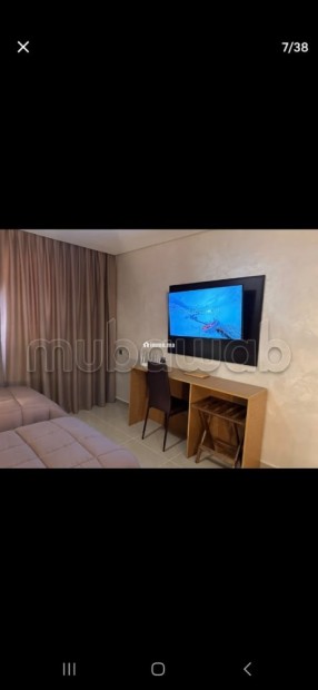 Appartement à louer à Hay Mohammadi. 2 chambres agréables. Salon contemporain - Location Immobilier - Agadir - photo 4