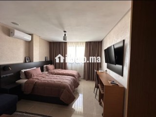 Appartement à louer à Hay Mohammadi. 2 chambres agréables. Salon contemporain - Appartement à louer - Agadir