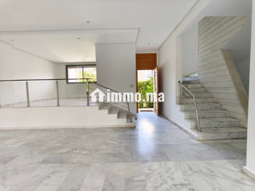 Villa 4 chambres piscine - Location Immobilier - Dar Bouazza - photo 4