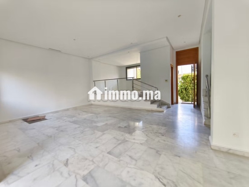 Villa 4 chambres piscine - Location Immobilier - Dar Bouazza - photo 5
