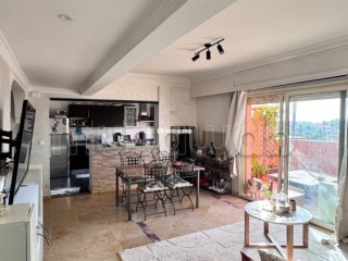 À VENDRE – Appartement d’Exception avec Terrasse Panoramique face au Jardin Majorelle – Marrakech - Appartement à vendre - Marrakech