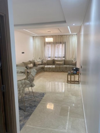 vente-dun-bel-appartement-dans-residence-avec-piscine-big-3