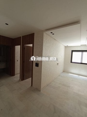 Studio vide avec terrasse 40 m² – Parc - Location Immobilier - Mohammedia - photo 7