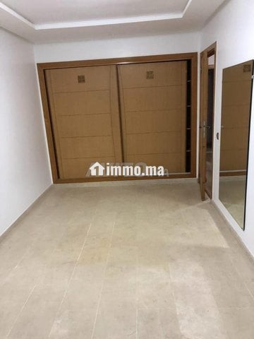 Studio vide à bd mohamed smiha - Location Immobilier - Casablanca - photo 1