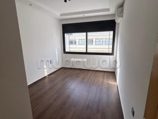 Un magnifique apt à louer à 3mn du lycée Descartes - Appartement à louer - Rabat