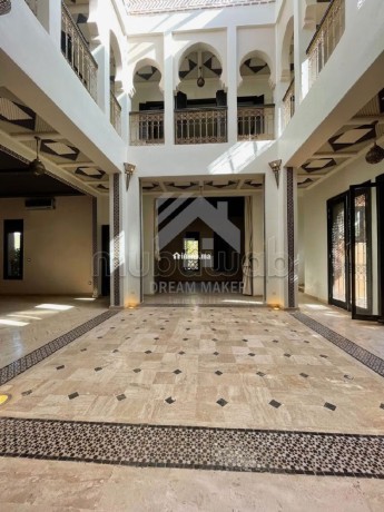 riad-villa-pour-la-vente-route-de-fes-km-4-big-1