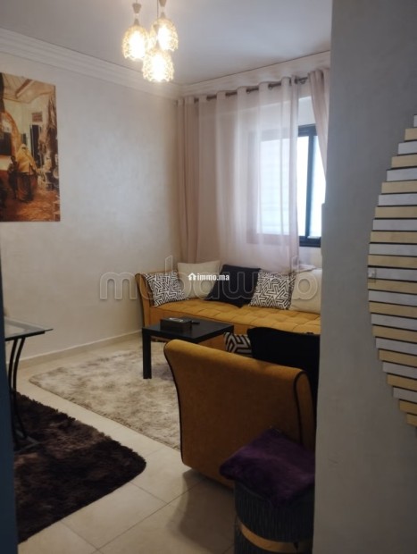 Appartement à vendre à Route de Safi. 5 grandes pièces. Salon traditionnel et système d'antenne parabolique - Vente Immobilier - Marrakech - photo 1