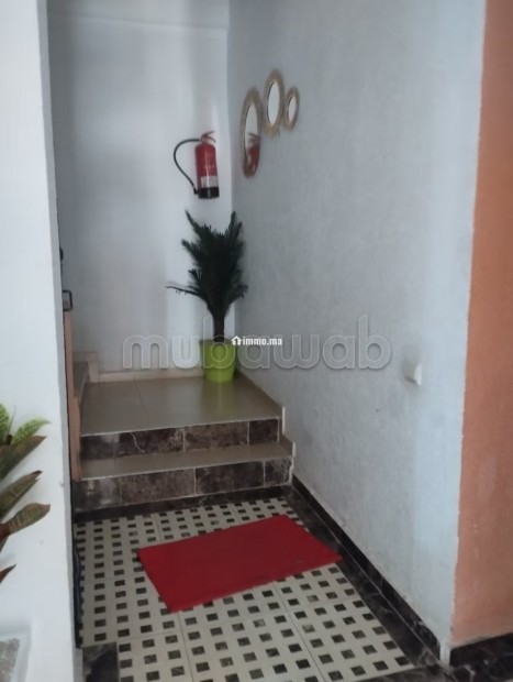 Appartement à vendre à Route de Safi. 5 grandes pièces. Salon traditionnel et système d'antenne parabolique - Vente Immobilier - Marrakech - photo 5